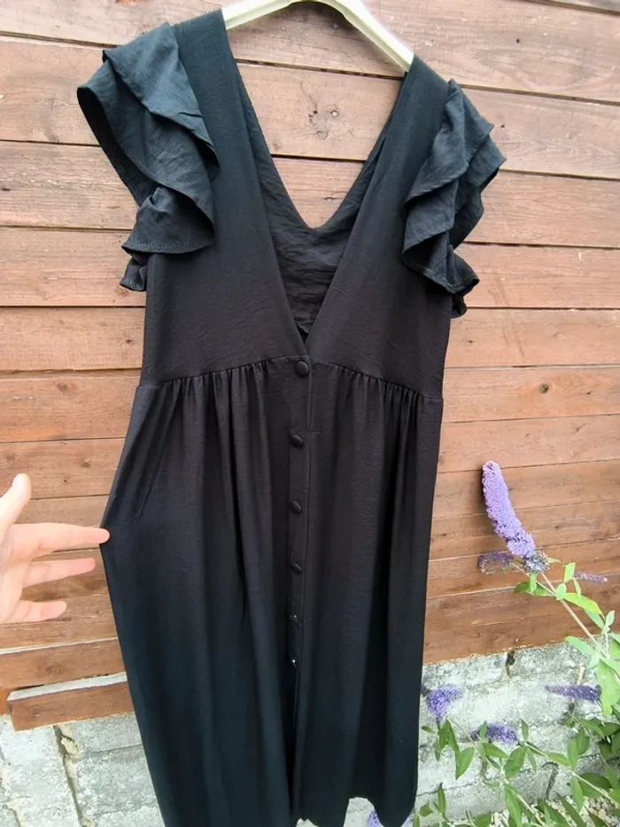 Robe longue bohême noire avec volants et dos boutonné TU 38 à 46 - photo numéro 8