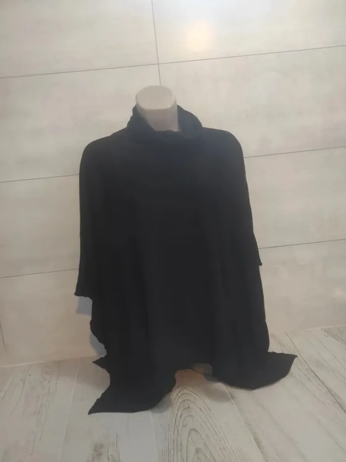 Stunning black poncho jumper - Blue Motion - size XXL/3XL - photo numéro 2