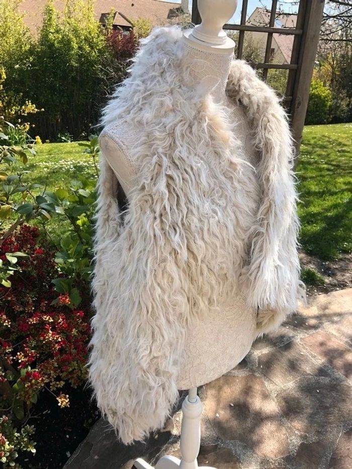 Veste sans manche moumoutte Zara neuve taille M - photo numéro 4