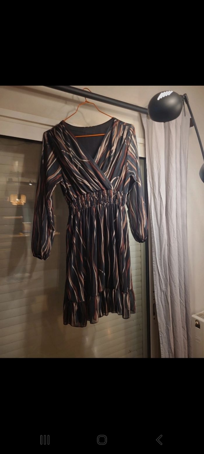 Robe midi voile à élastique