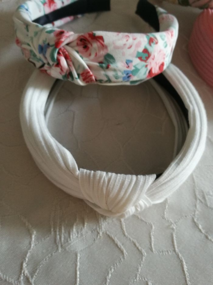 Lot de quatres serre tête - photo numéro 2