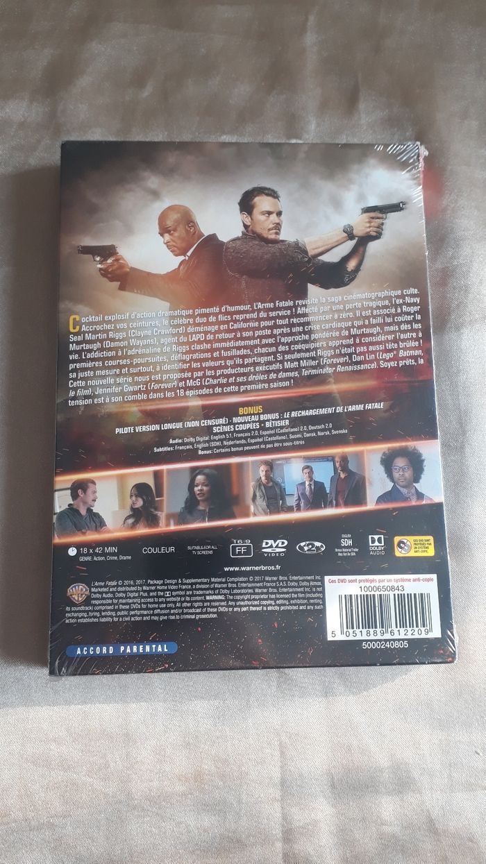 L'arme fatale - Saison 1 - photo numéro 2