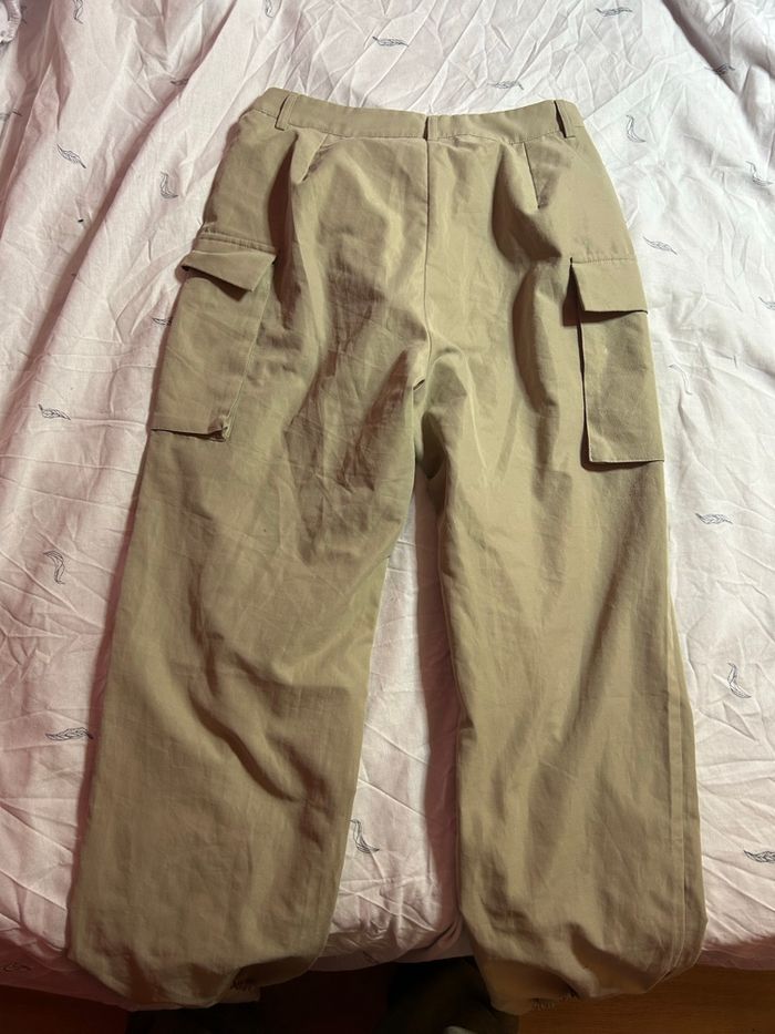 Pantalon beige - photo numéro 2