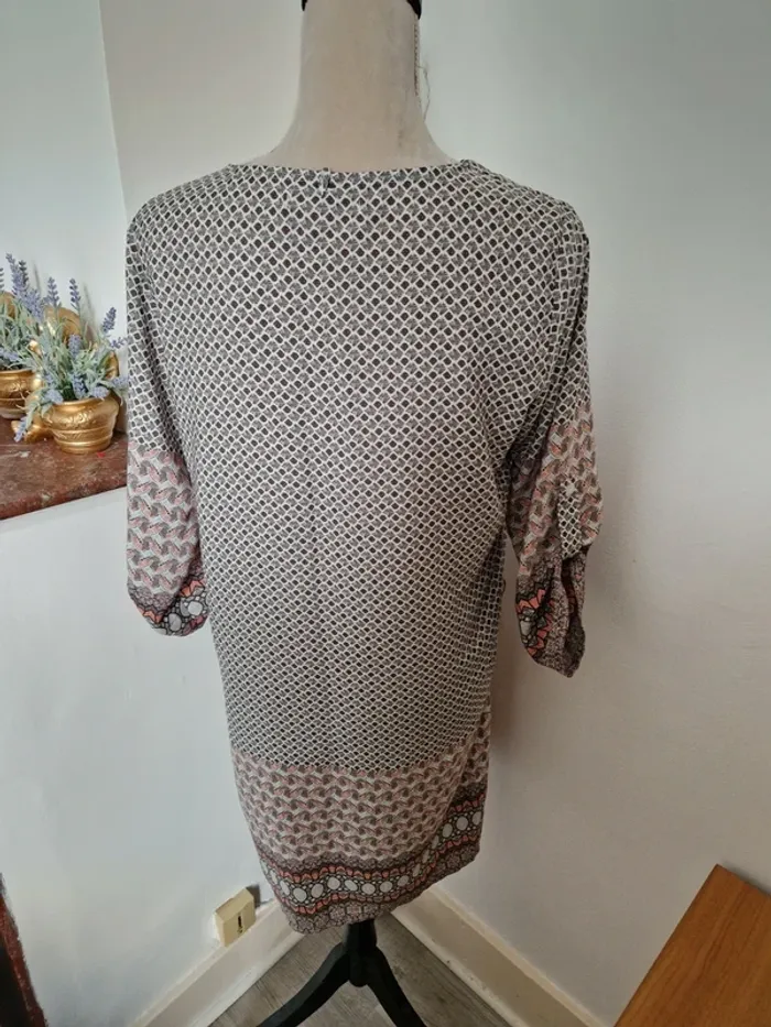 Robe Armand Thiery taille 40 - photo numéro 5