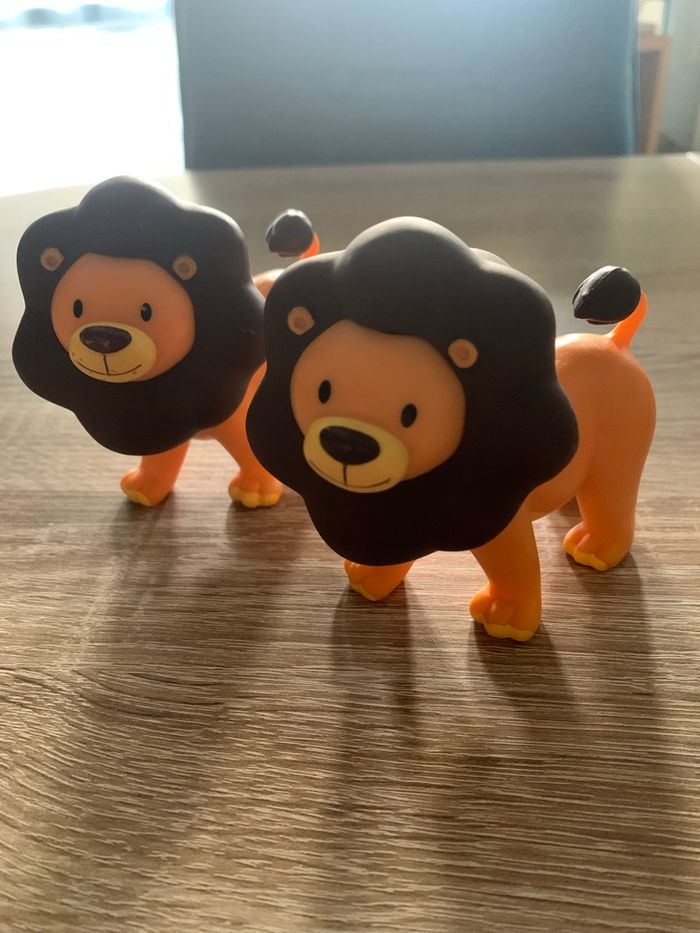 Lot de 11 animaux, 1 personnage et 1 livre marque atlas - photo numéro 2