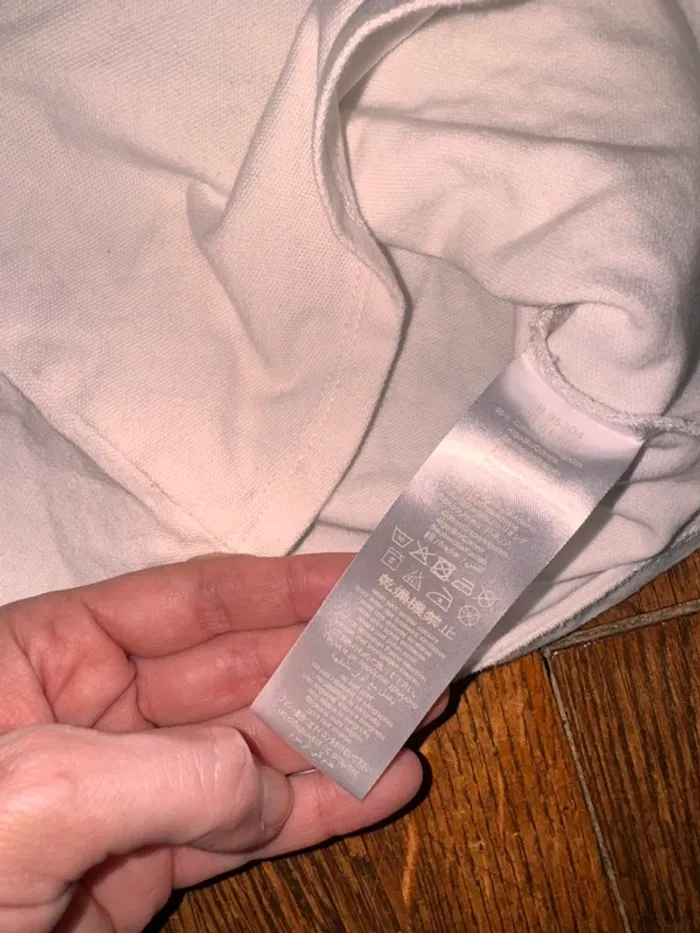 T-shirt Burberry 6 mois - photo numéro 5