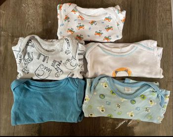 Lot bodies manches longues 3 mois