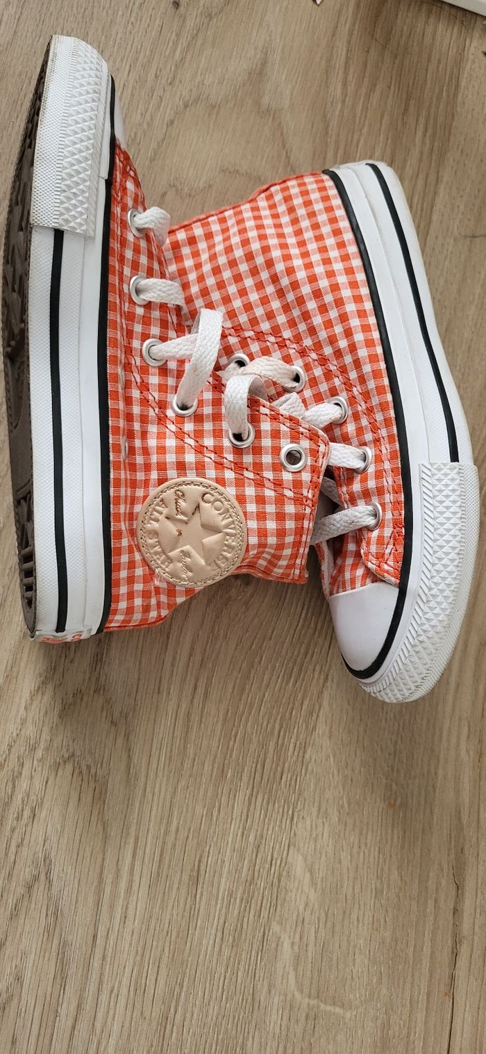 Converse - photo numéro 4