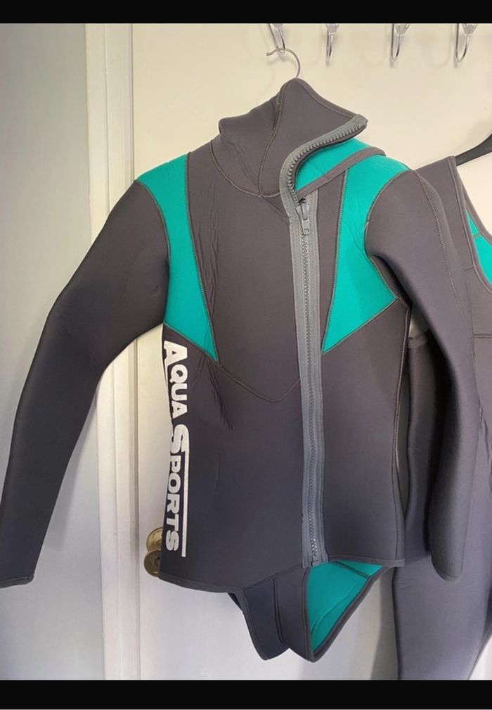 Ensemble de combinaison de plongée Aqua Sports Taille M - photo numéro 2