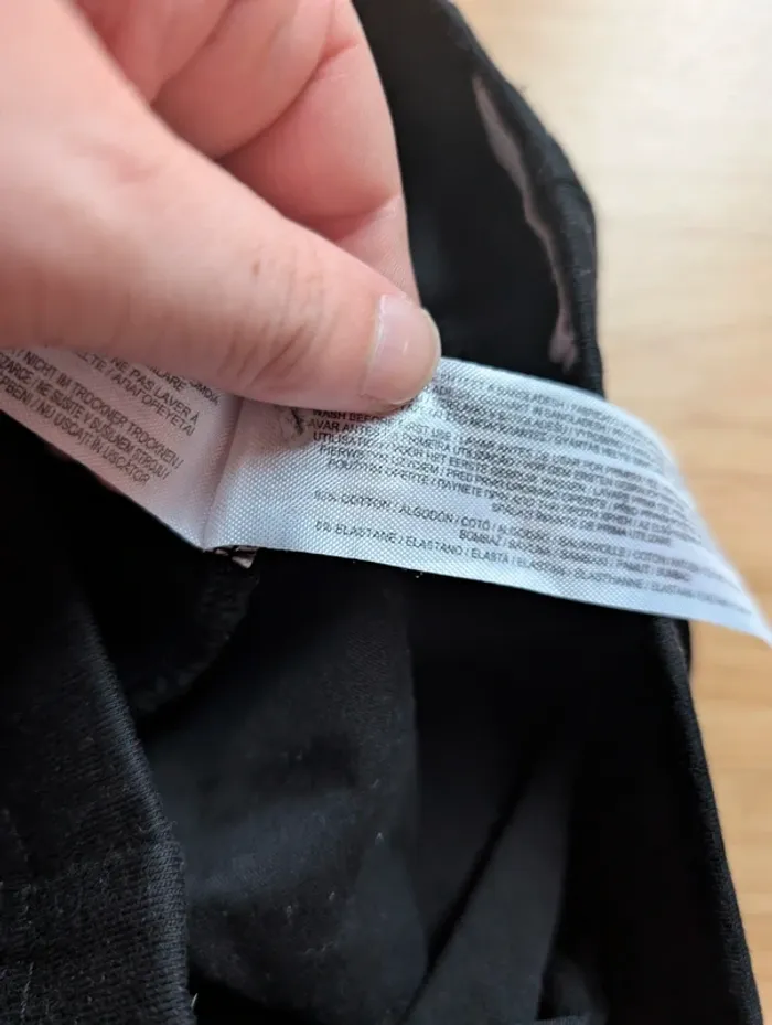 🖤 Lot de 2 bermudas Primark – 9 ans - photo numéro 4