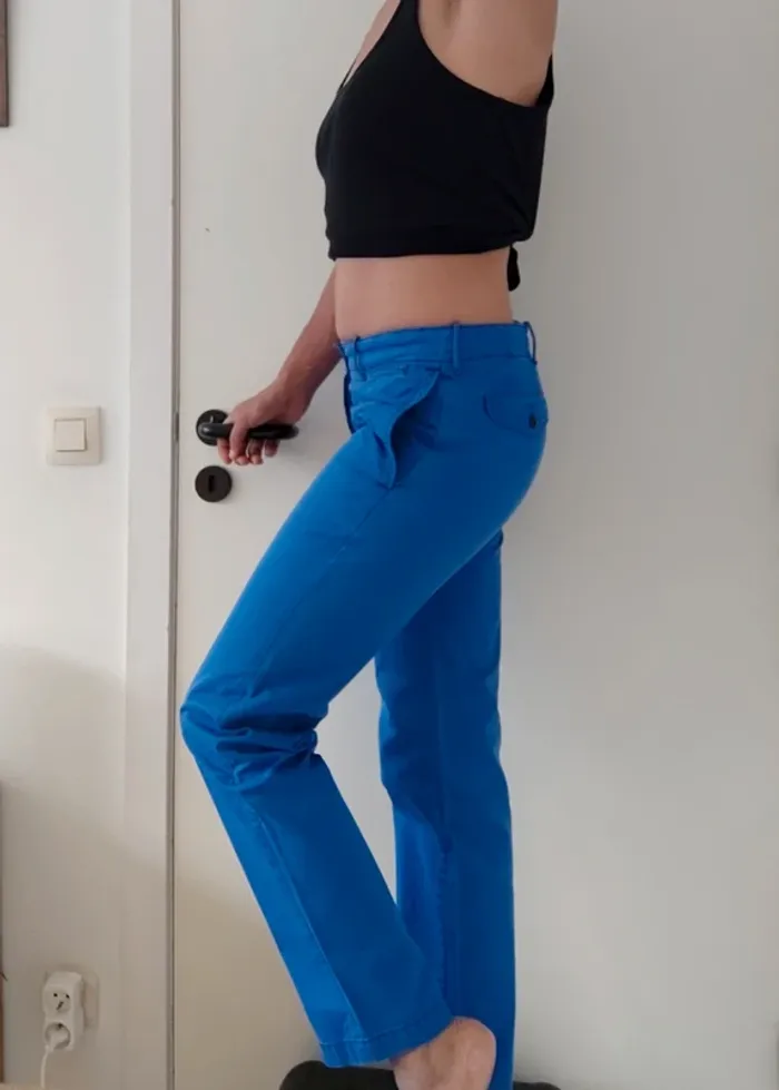 Beau pantalon bleu Belle rose coupe droite - photo numéro 2