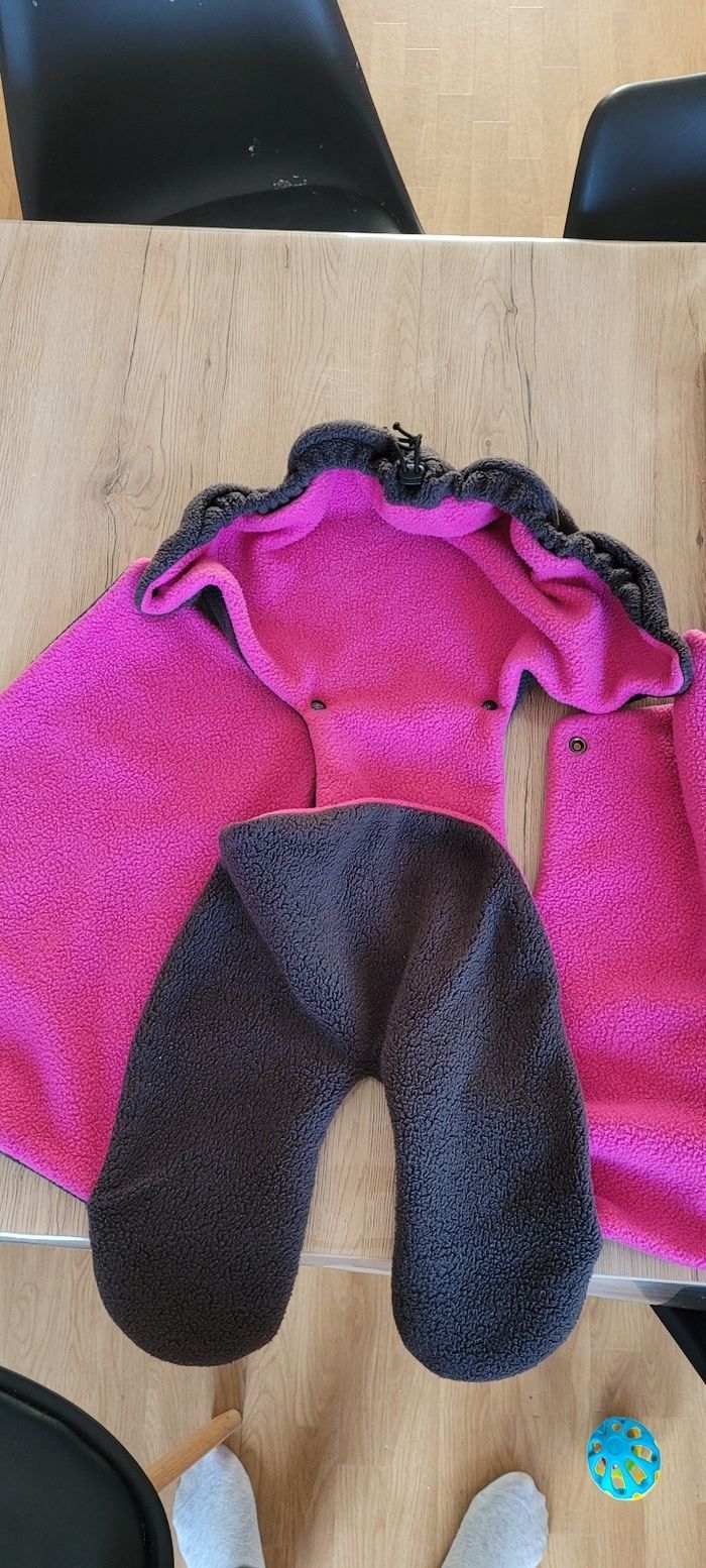 Cape polaire voiture poussette - photo numéro 2