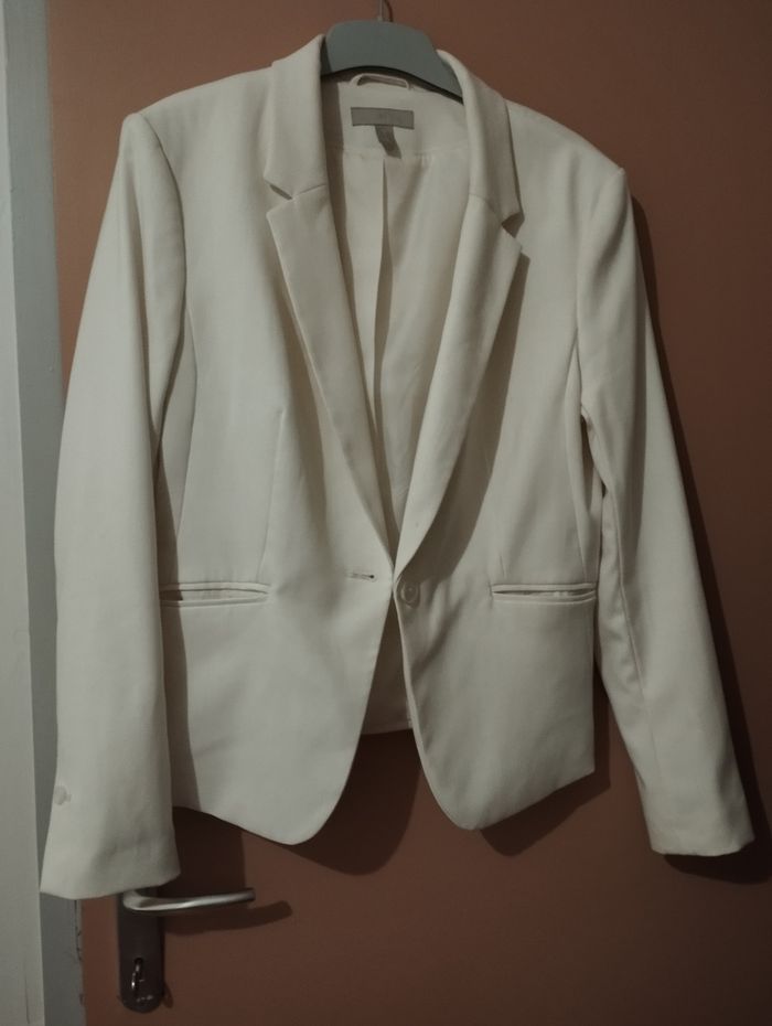 Veste tailleur blanche - photo numéro 3