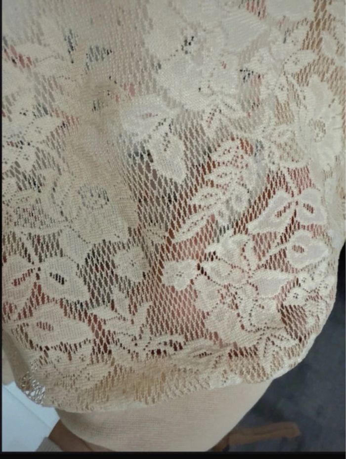 Blouse en dentelle beige S ou 36 - photo numéro 6