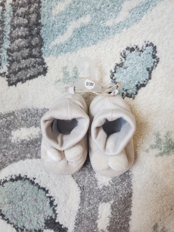 Chaussons bébé 👶🏼 - photo numéro 3