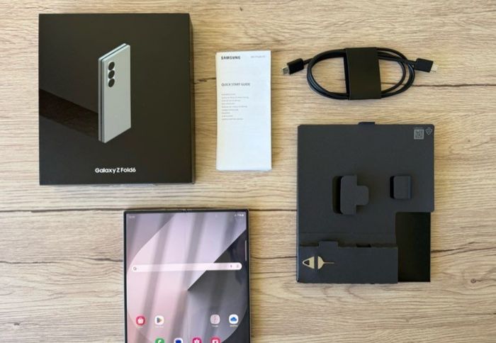 Samsung Galaxy Z Fold 6 - photo numéro 2
