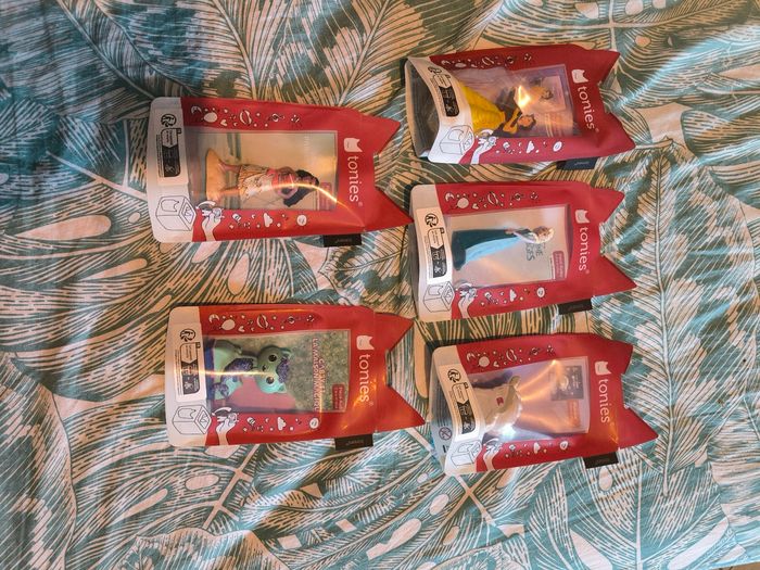 Lot de 5 figurines Tobies – Sous blister – Neuf – Avec QR code audio - photo numéro 2
