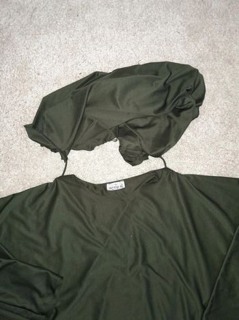 Robe abaya avec voile intégré taille 40-42 💞