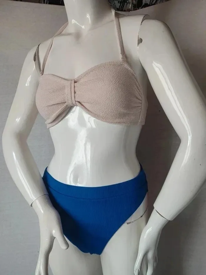 Maillot de bain 2 pièces 38/40 - photo numéro 2