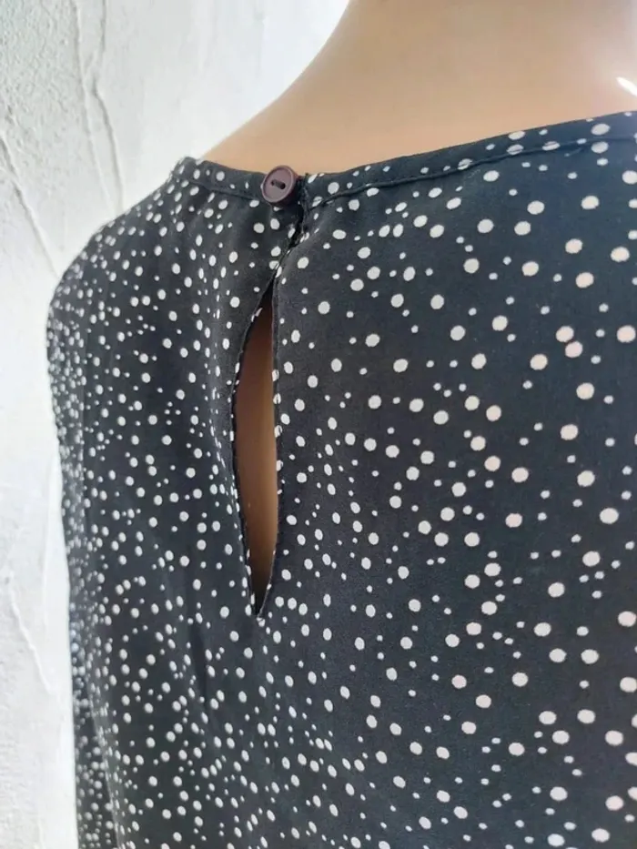 Haut sans manches à pois noir et blanc Taille S - photo numéro 6