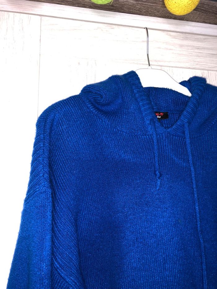 Pull bleu - photo numéro 2