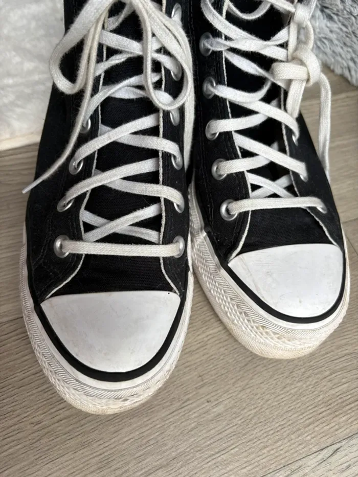 Converses montantes plateformes noires - taille 38 👟 - photo numéro 2