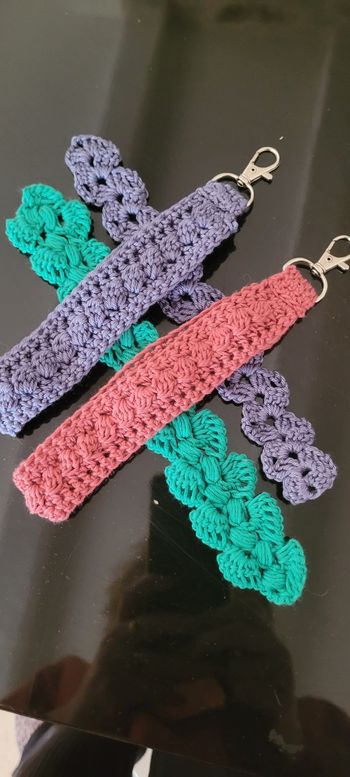 Dragonne et marque page au crochet 