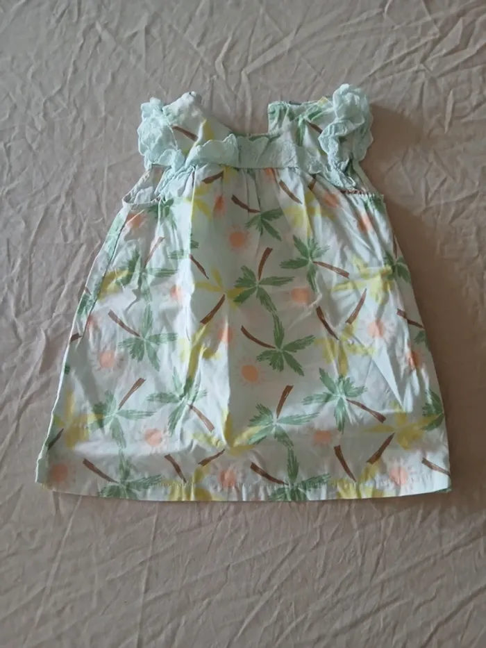 Robe manches courtes 18 mois - photo numéro 2
