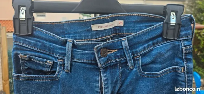Jean femme Levi's 710 - photo numéro 3