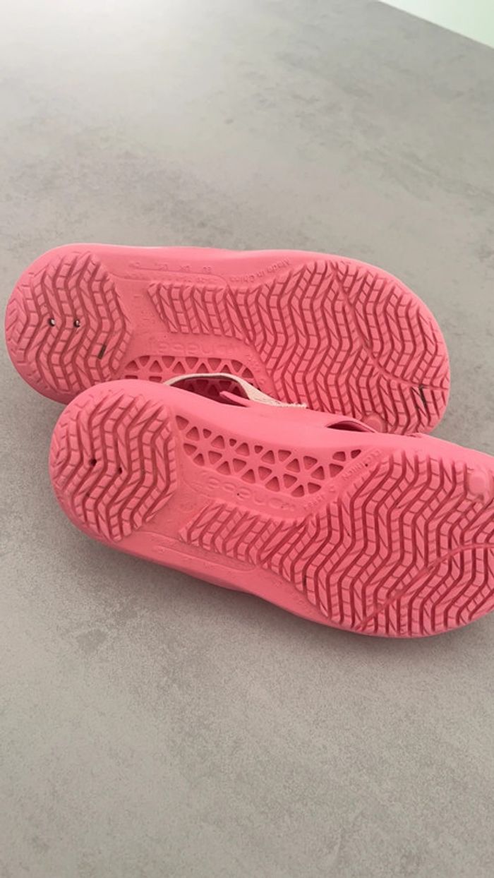 Sandale de piscine - photo numéro 4