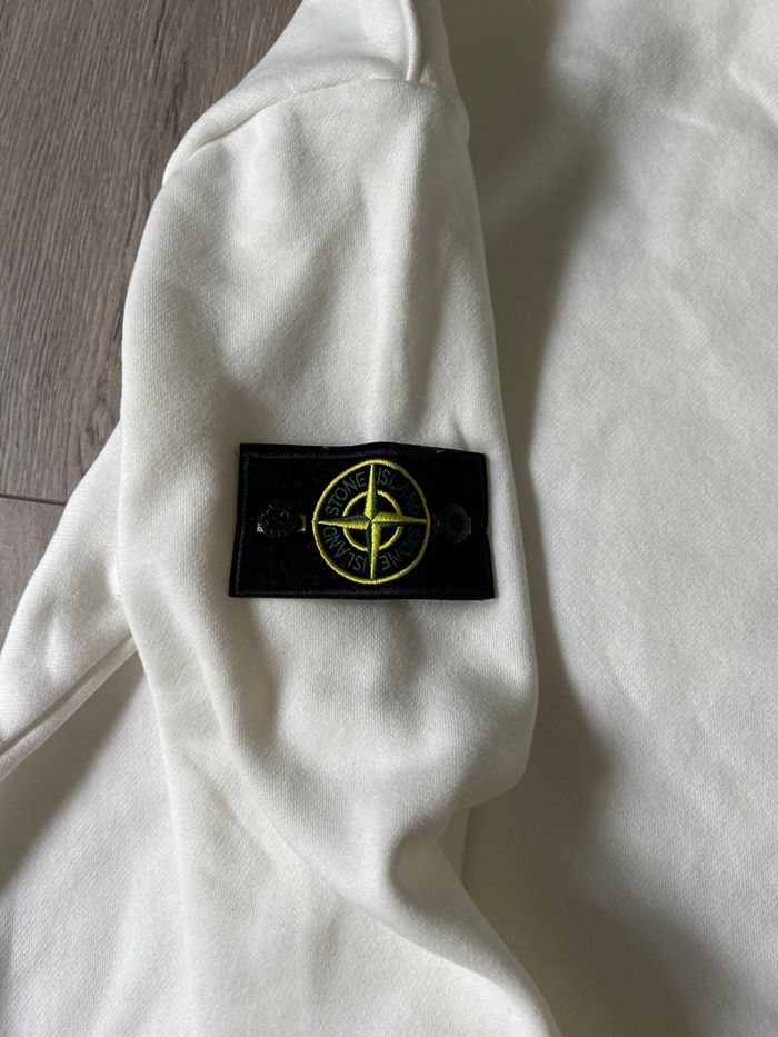 Pull stone island - photo numéro 3