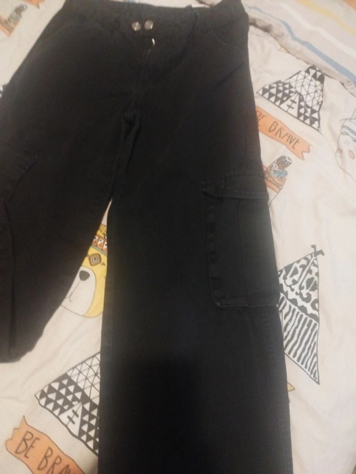 Pantalon noir - photo numéro 3