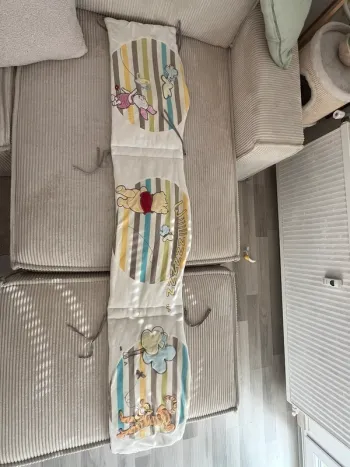 Tapis de parc + tour de lit Winnie l’ourson