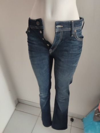 #kytie38homme. Jeans regular clark taille 37 (28/32)