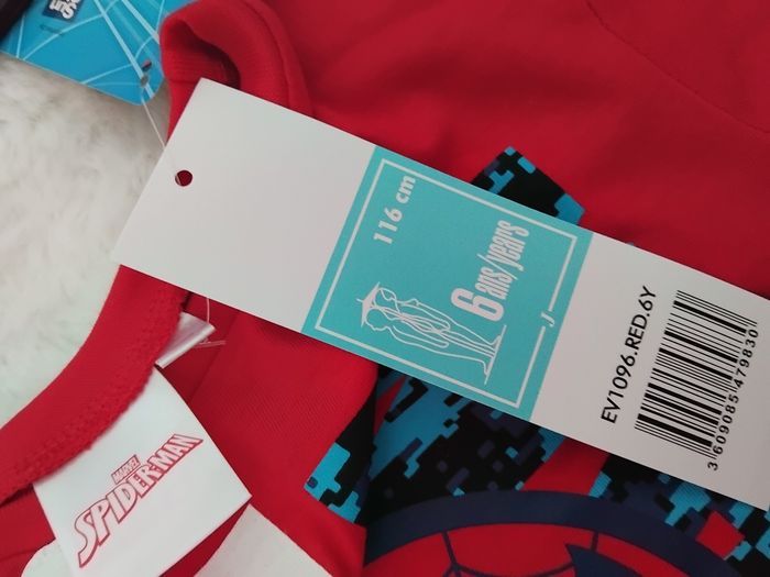 Tee-shirt garçon Spiderman neuf avec étiquettes, 6 ans - photo numéro 5