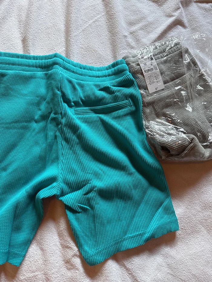 Lot de 2 shorts garçon taille 8 ans neufs avec étiquette - photo numéro 6
