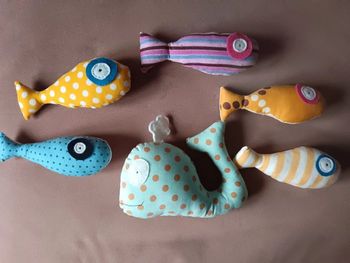 Lot peluches poissons baleine