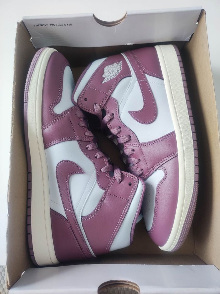 Baskets Nike air Jordan mid - photo numéro 10