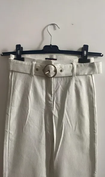 Pantalon slim à rayures - taille haute