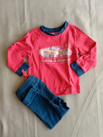 Ensemble de pyjama cars