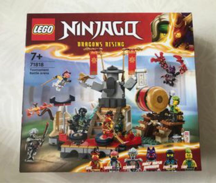 Lego Ninjago 71818 -  L’arène de combat du tournoi