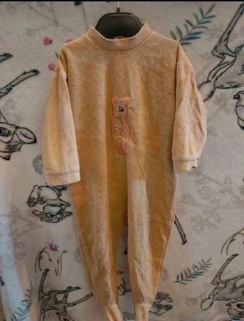 Pijama 18 mois satisfaisant