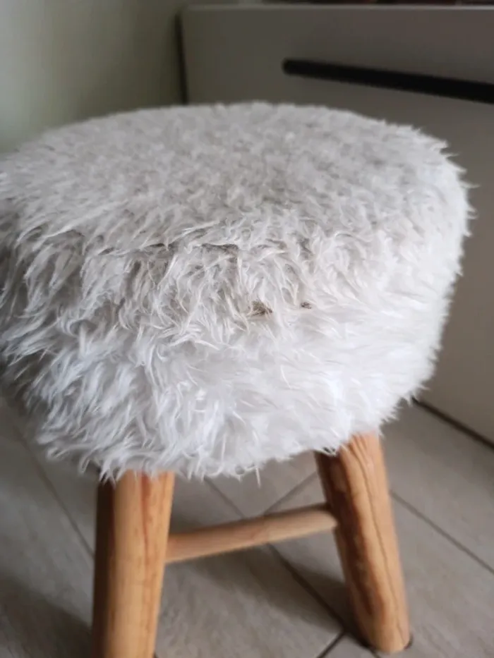 Petit tabouret fourrure - photo numéro 3