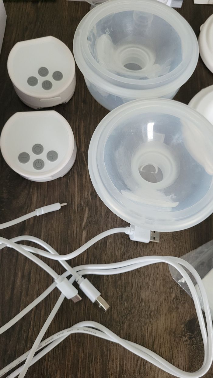 Tire-lait Momcozy S12 Pro + accessoires (très peu utilisé) - photo numéro 4
