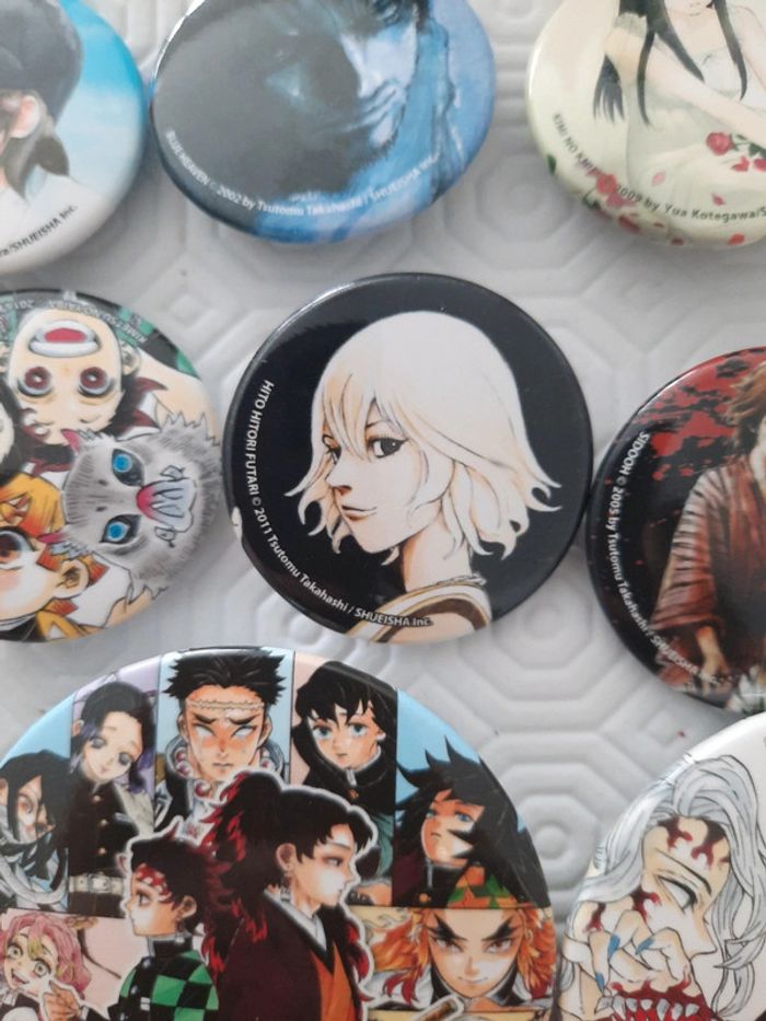 Lots de badge manga - photo numéro 6