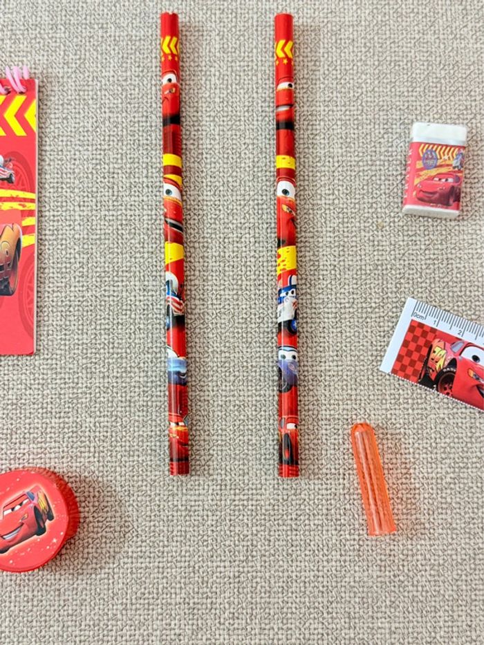 Set scolaire 8 pièces Cars - photo numéro 3