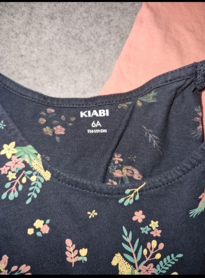 Lot été 5 ans robes - photo numéro 4