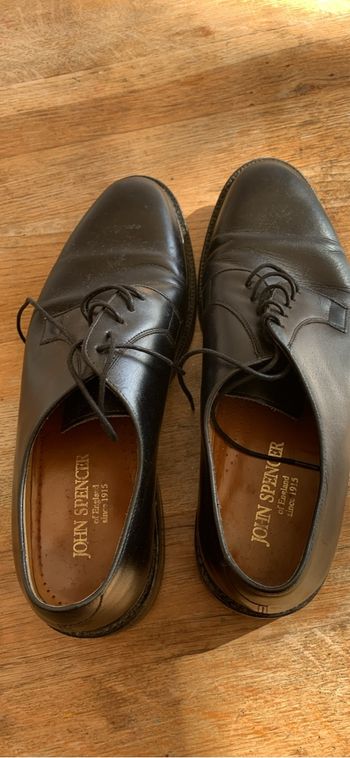 Paire de chaussures de ville