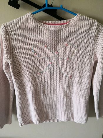 Magnifique pull rose à paillettes