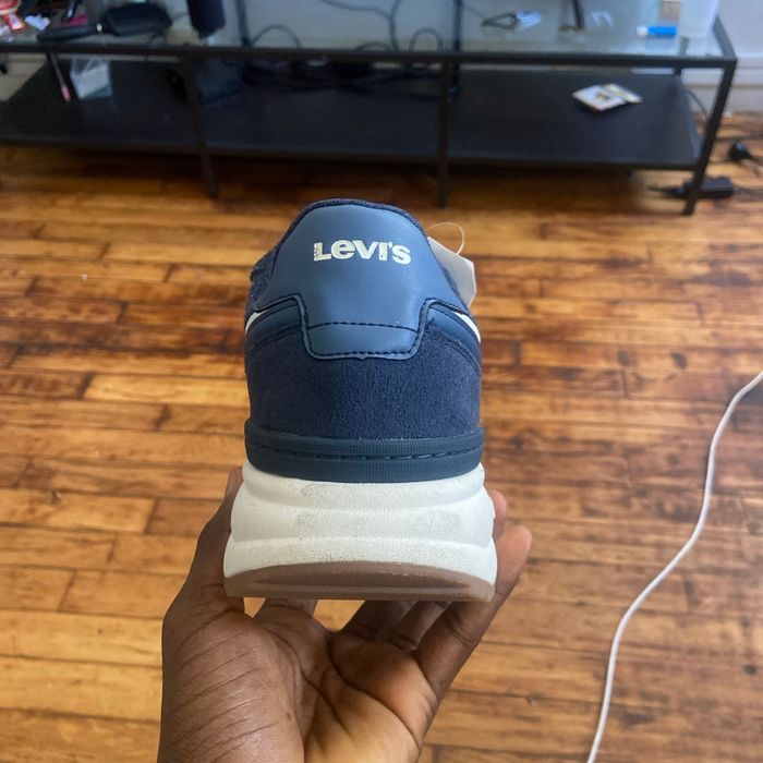 Chaussure levis - photo numéro 3